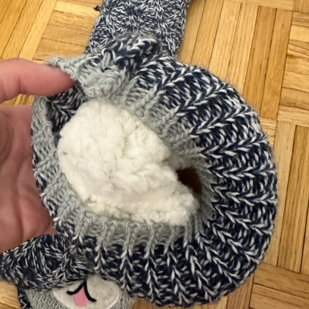 Fluffy socks - Picture 2 of 3